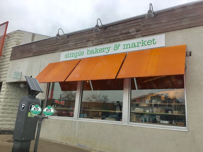 Simple Bakery And Market