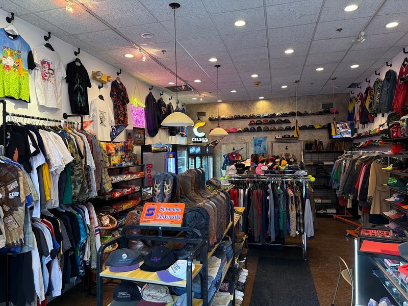 Vintage On Walton