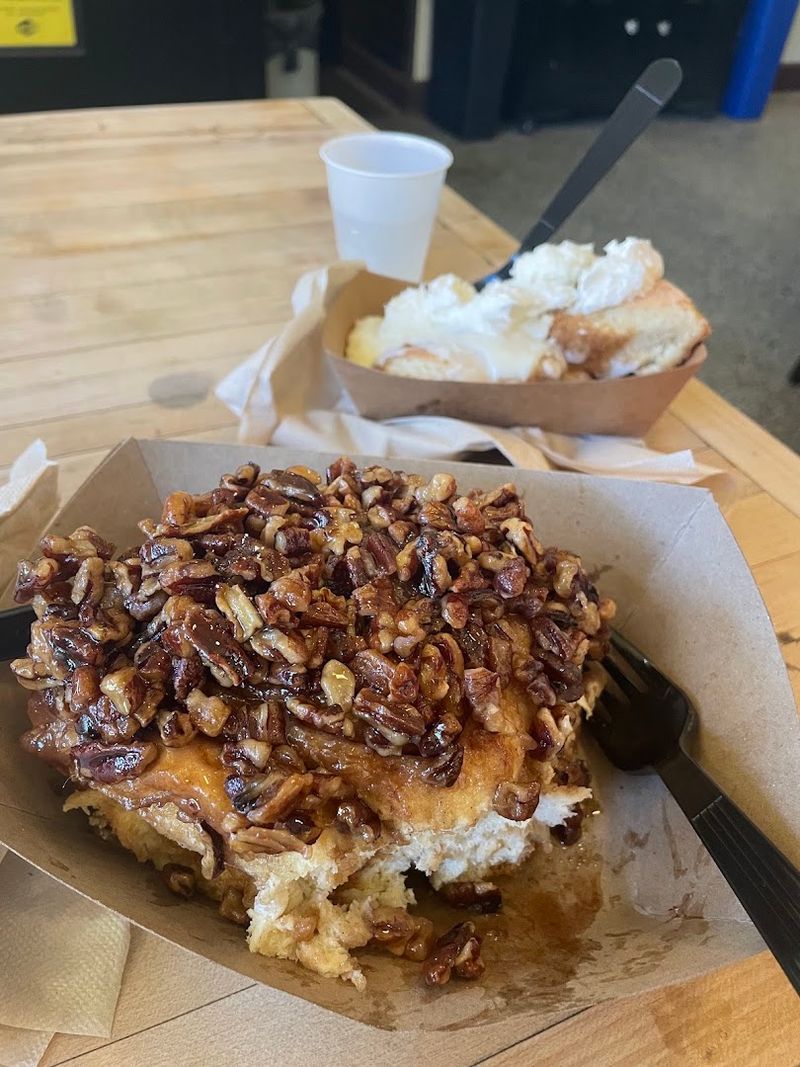 Cinnamon Rolls Worth Waking For