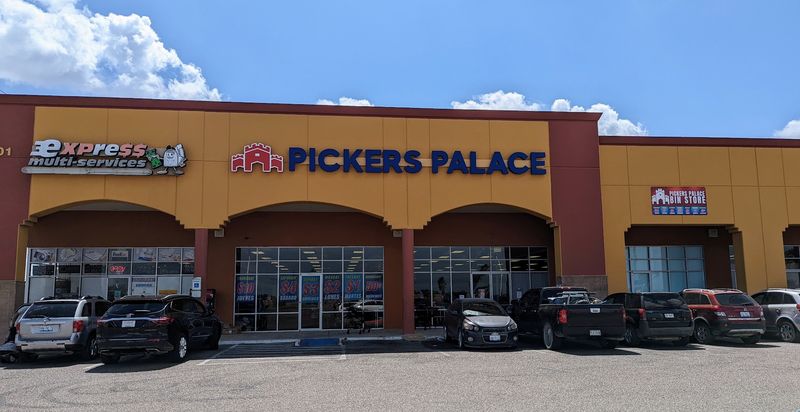 Pickers Palace - Hidalgo, TX