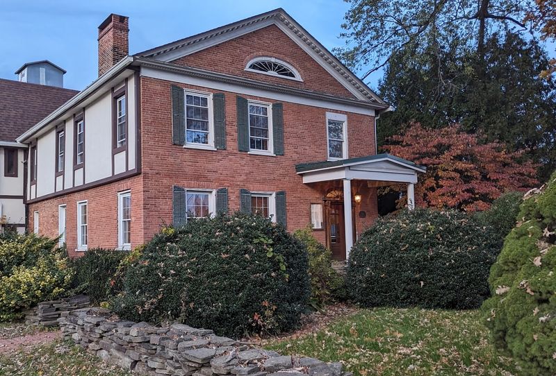 Barstow House