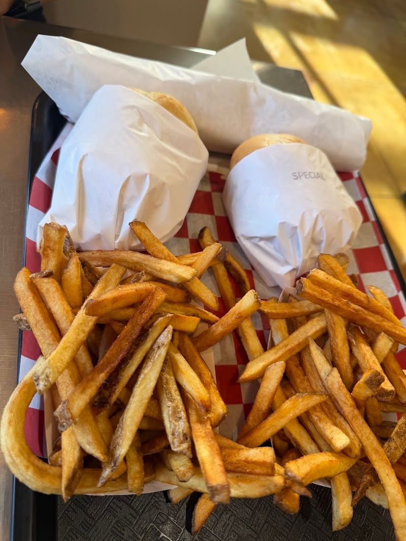 Home-Cut Fries That Hold Their Own