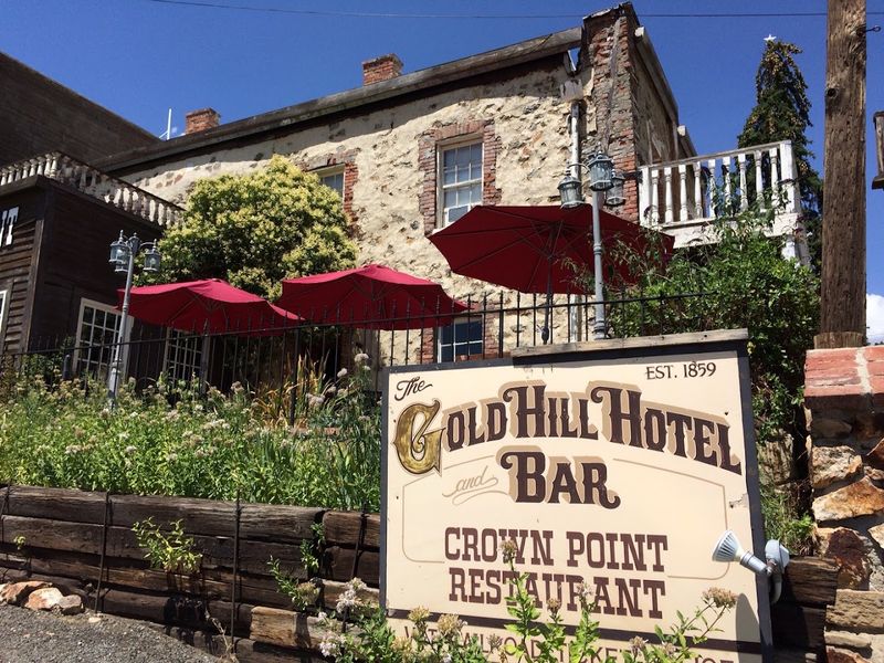 Crown Point Restaurant And Its Menu Worth The Drive