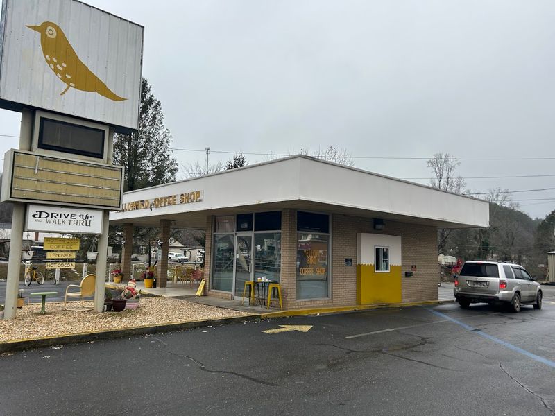 Yellowbird Coffee Shop, Where You Can Sip Coffee In Two States
