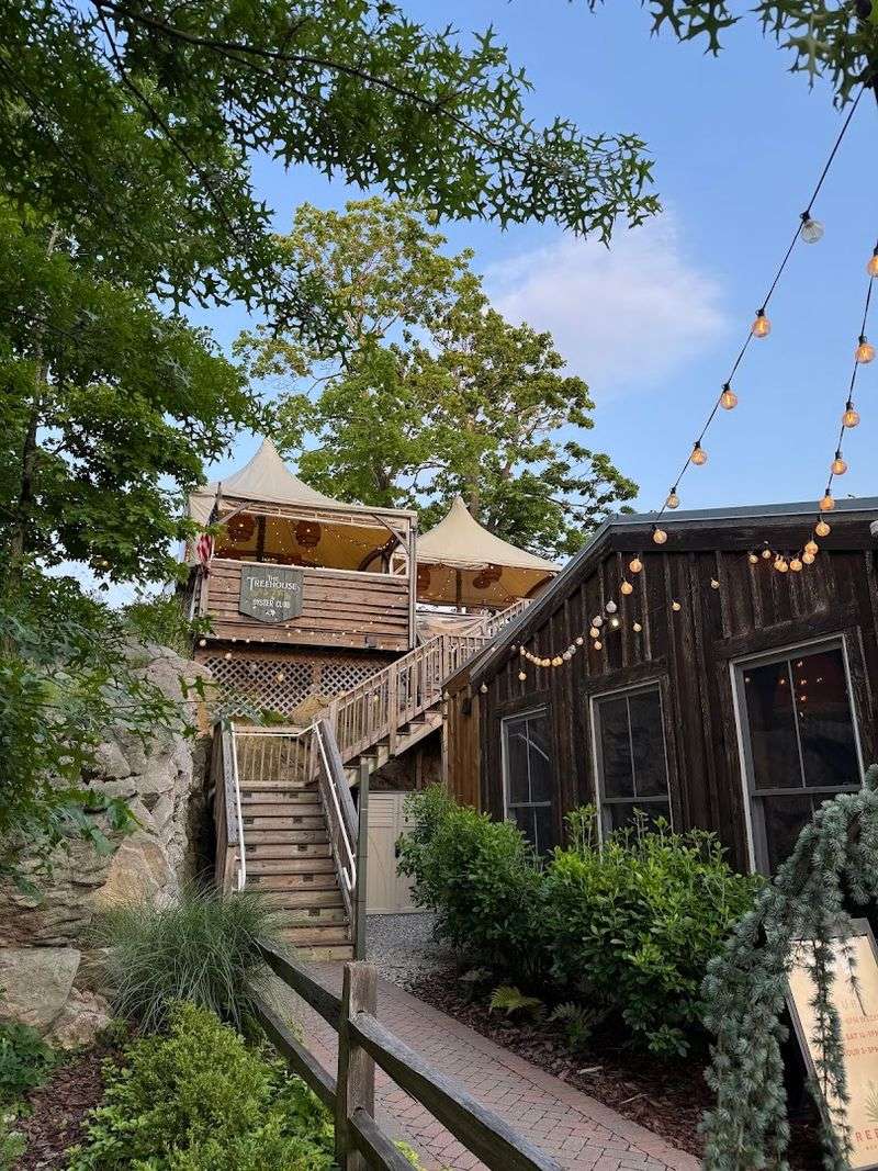 The Treehouse Outdoor Dining Experience