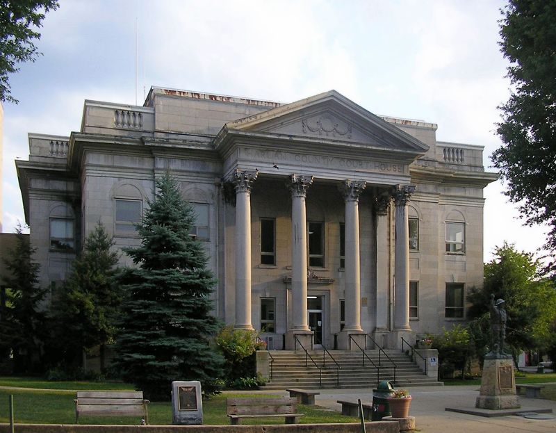 The Old Courthouse Still Runs The Show