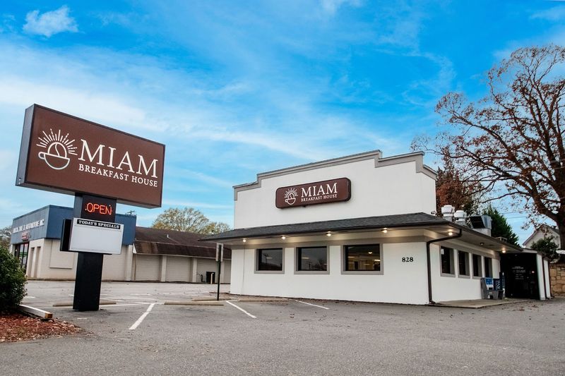 Miam Breakfast House -Winston Salem