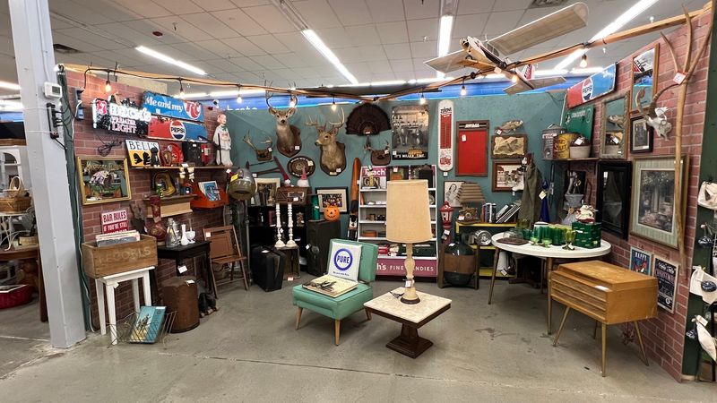 Rare Vintage Furniture Styles And Characteristics