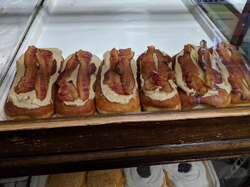 The Maple Long John Has A Devoted Following