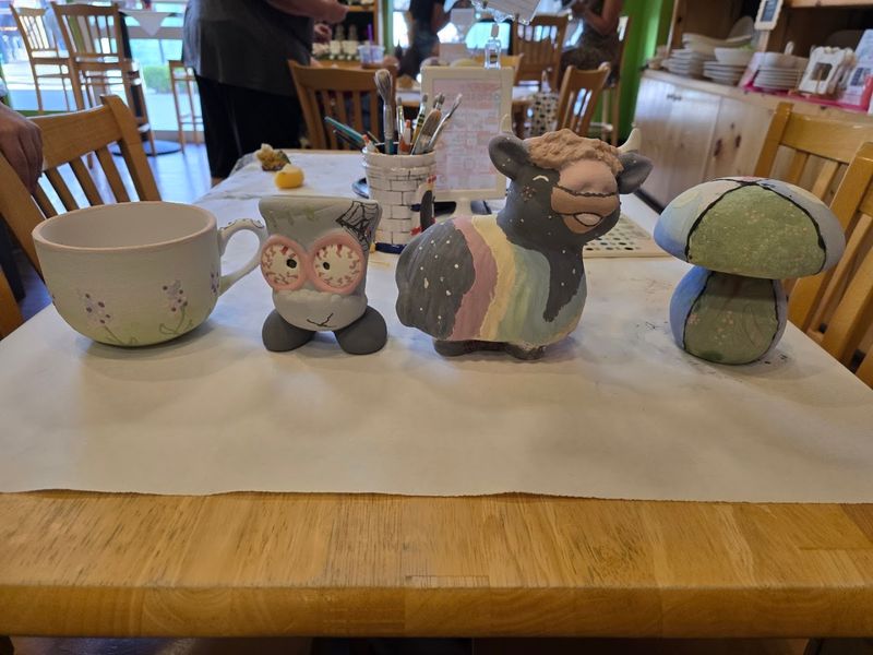 Painting Pottery Is More Therapeutic Than Most People Expect