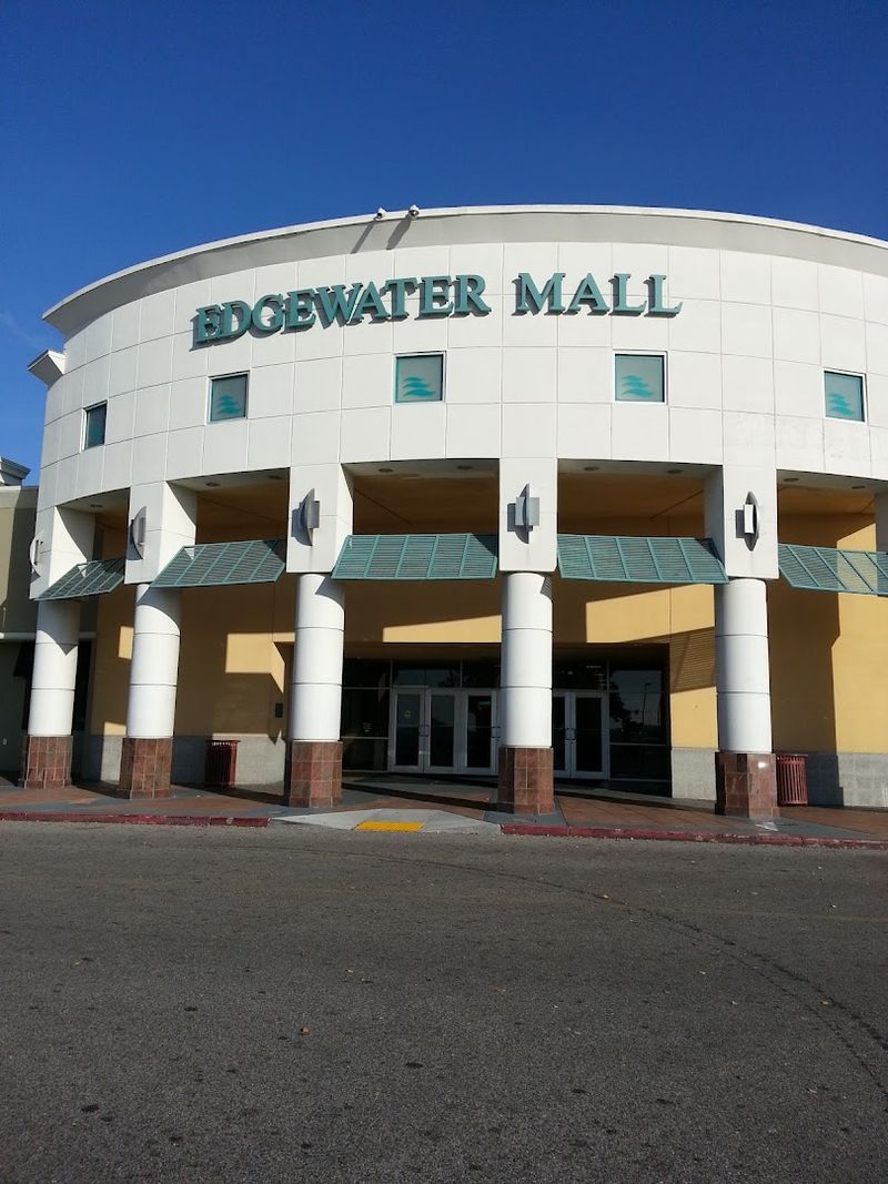 Edgewater Mall