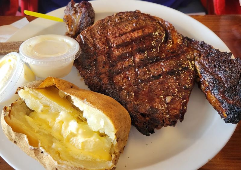 Prime Rib Saturdays Are Worth Planning Around