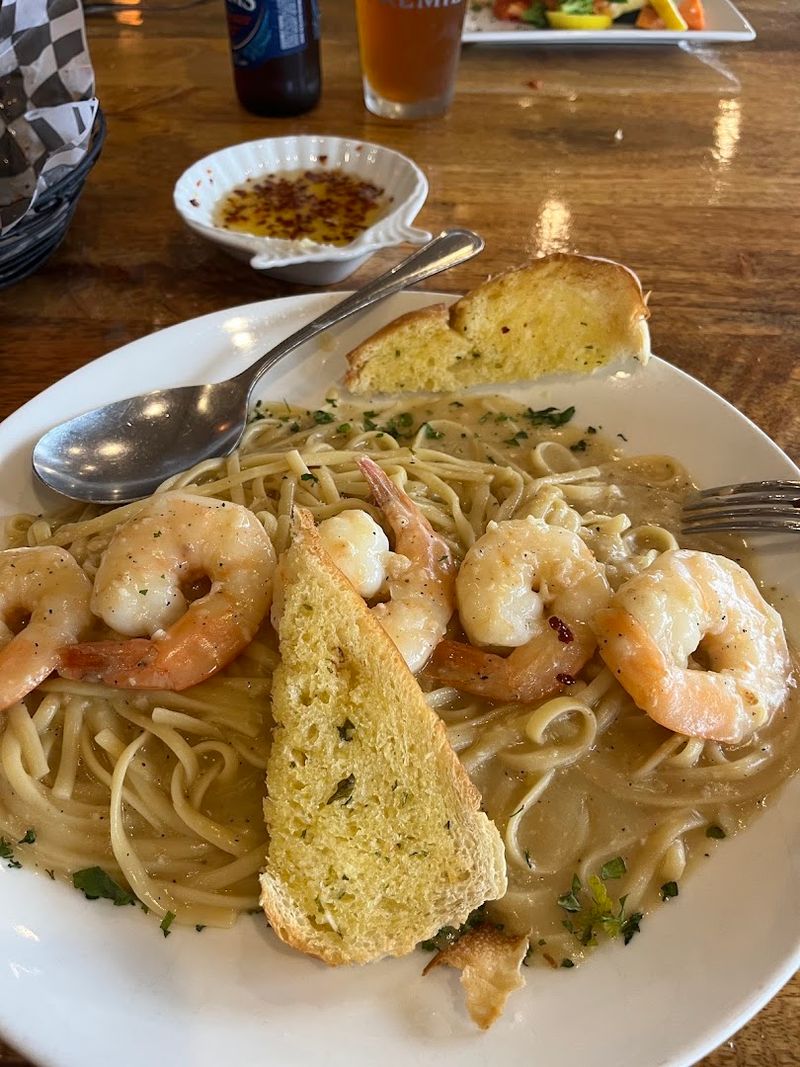 Weekly Pasta Chicken Fish And Beef Dishes Keep The Buffet Changing