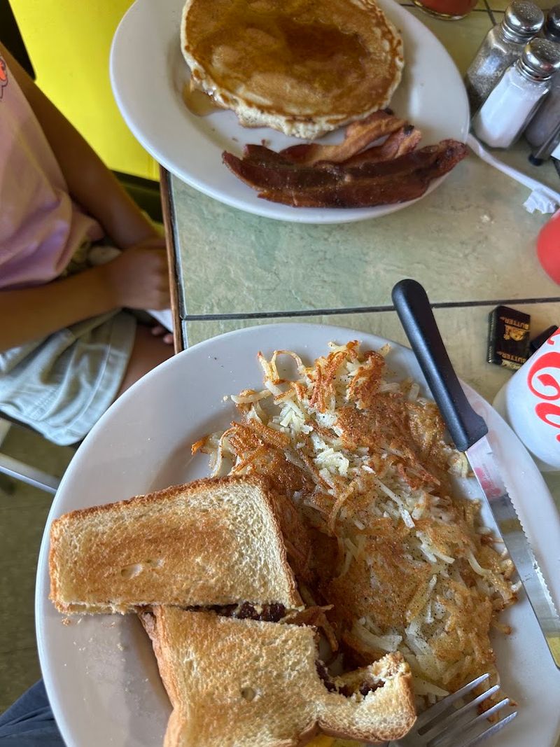 Biscuits And Gravy Keep The Menu Rooted In Southern Tradition
