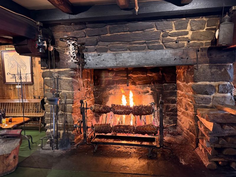Salem Cross Inn