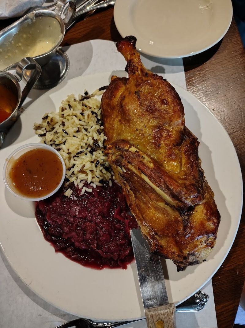 Roast Duckling Adds More Old World Flavor