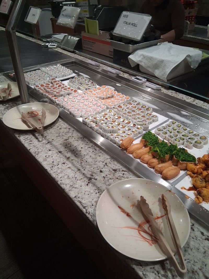 A Sushi Station That Goes Beyond Basic Rolls