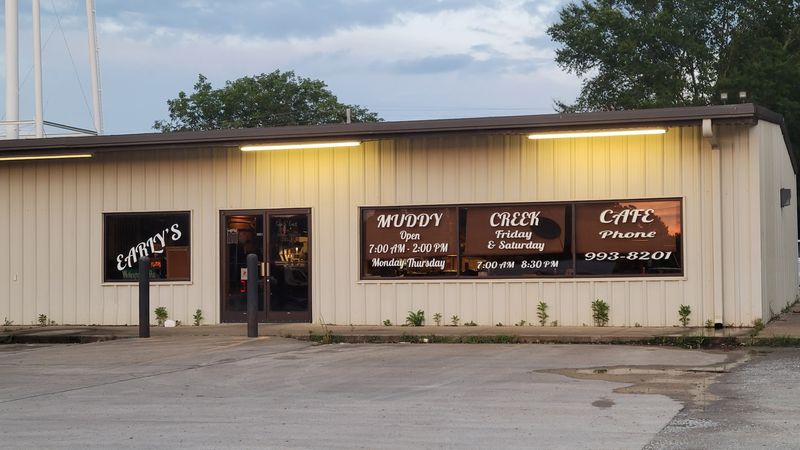 Muddy Creek Store And Cafe