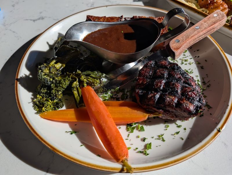 Overland Restaurant & Pub