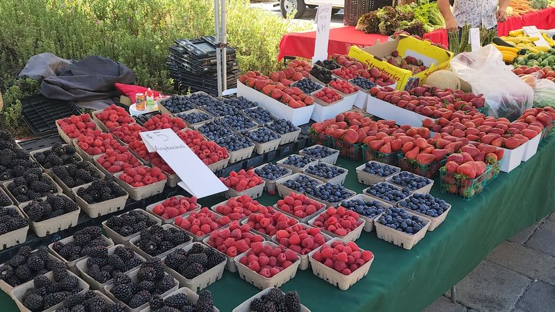 Fresh Produce That Skips The Middleman