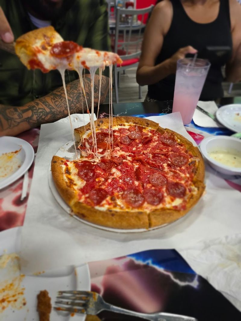 Deep Dish Pizza That Lives Up To The Hype