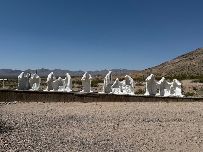 Sculptures That Stop You In Your Tracks