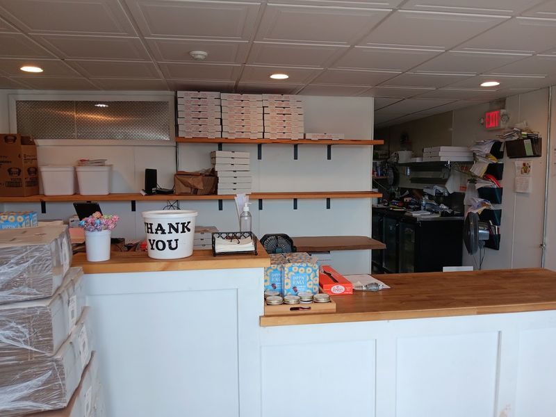 The Plain Takeout Bakery Keeps The Experience Wonderfully Old School