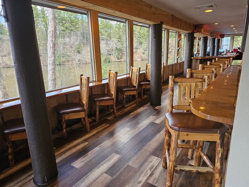 Ishnala Supper Club
