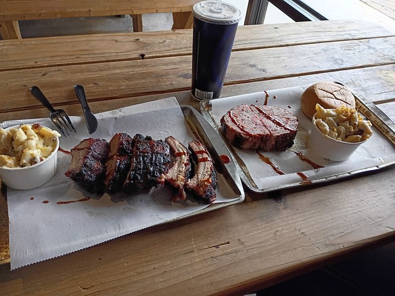 Burn Co Barbeque - Jenks