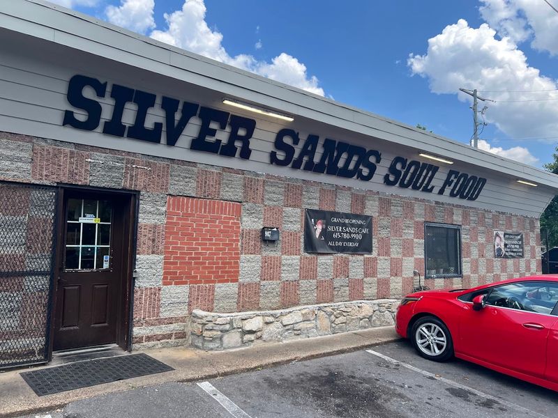 Silver Sands Café