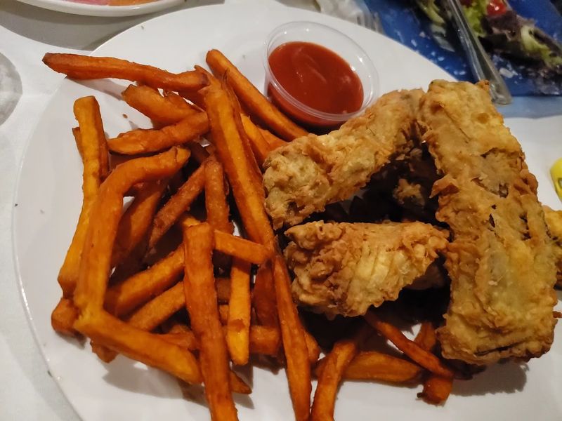 Signature Dishes Showcasing Cajun Heritage
