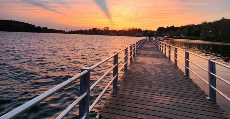 This Lakeside Boardwalk In Massachusetts Is The Peaceful Nature Walk People Wish They Had Closer To Home