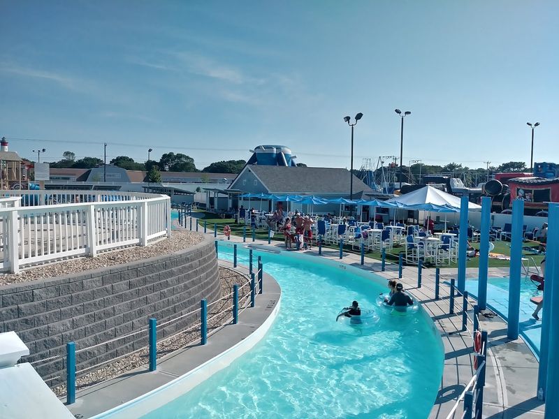 An Expansive Aquatic Playground Unveiled
