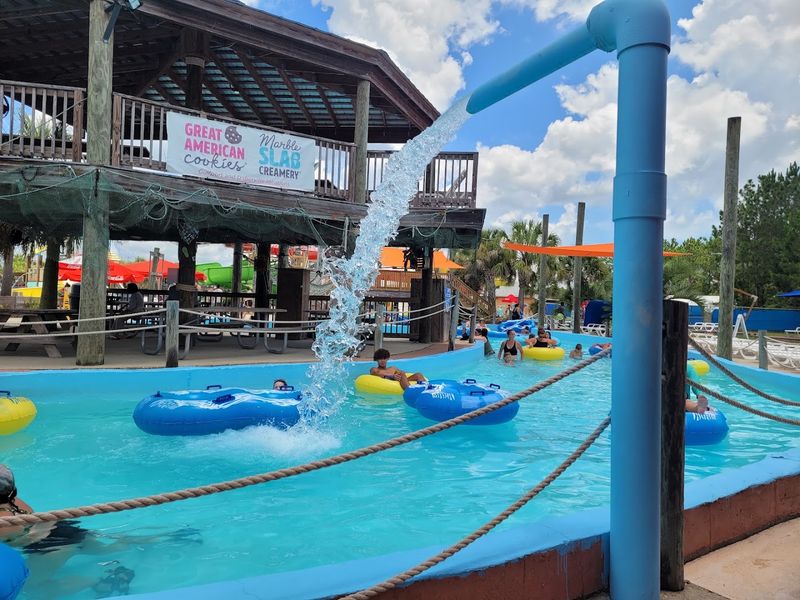 Understanding The Benefits Of Lazy River Rides