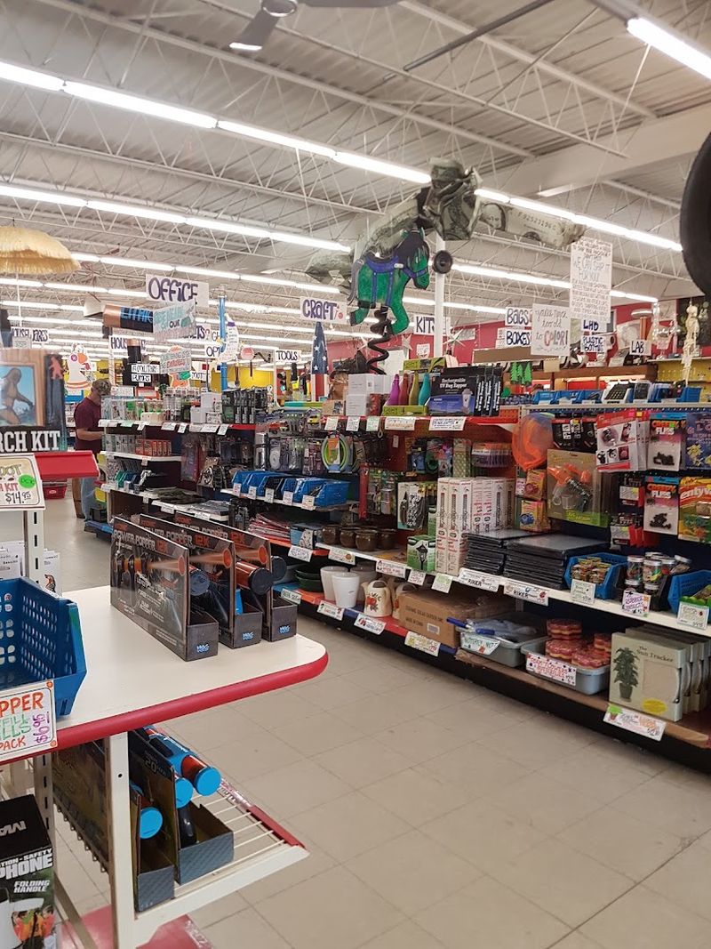 The Milwaukee Super Store Rewards Shoppers Who Take Time To Browse
