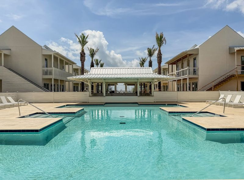 A Gulf Coast Gem That Rewrites The Rules