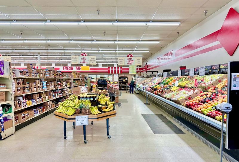 Everyday Low Prices Keep Grocery Bills Down