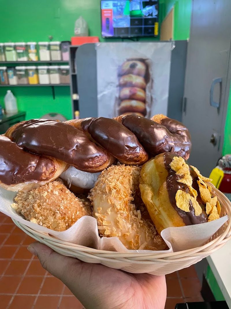 What Makes These Glazed Donuts So Hard To Forget