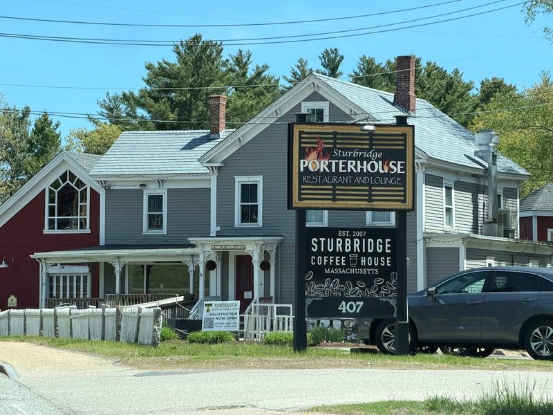 A Historic Stable's New Chapter