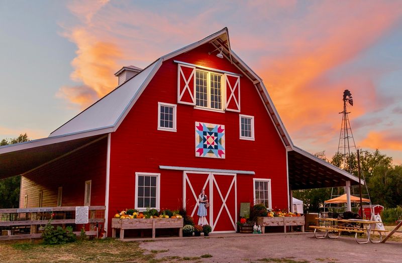 Red Bird Farm