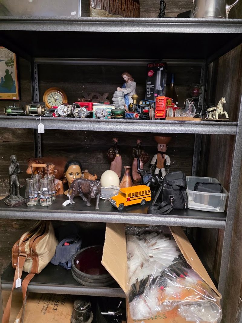 Exploring Vintage Items And Retro Finds