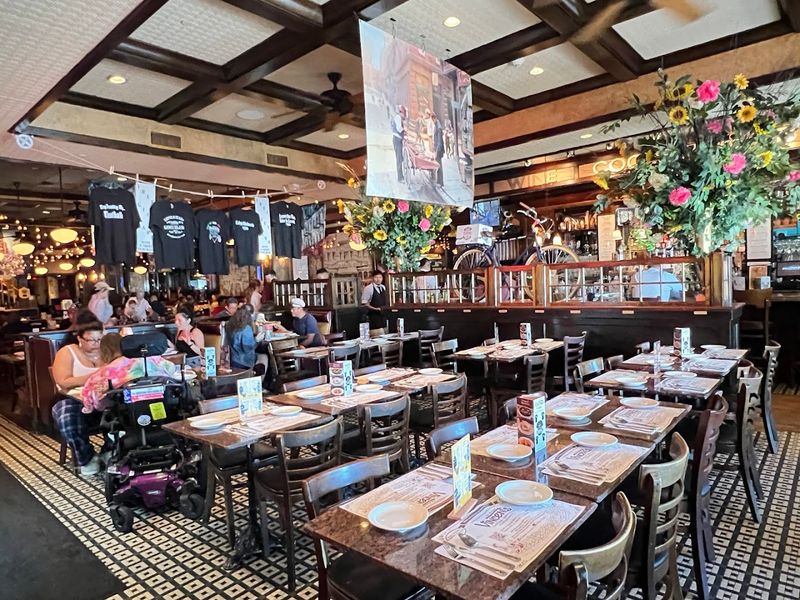Vincent's Clam Bar