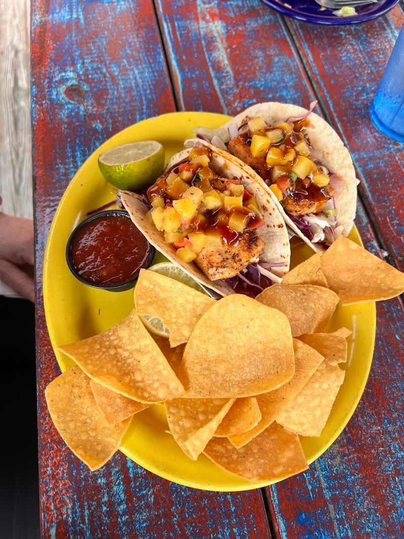 Accompanying Sides That Complement Fish Tacos