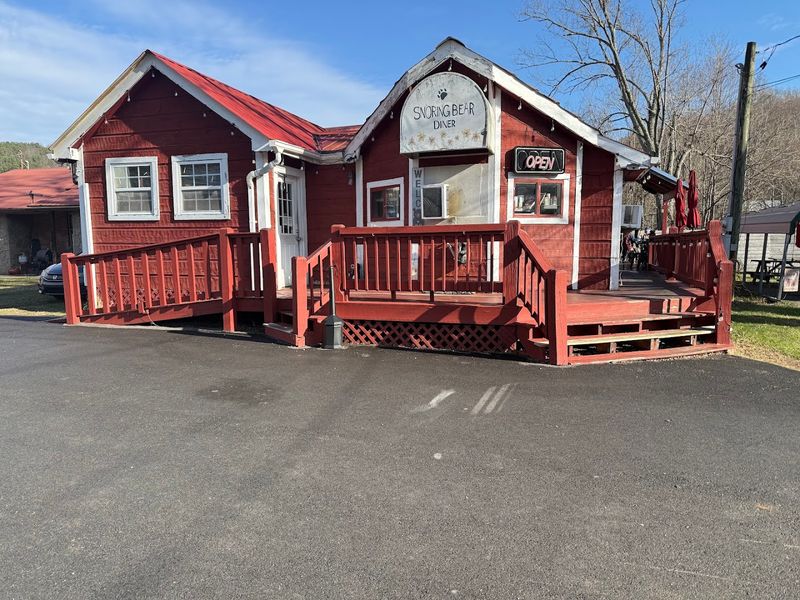 Snoring Bear Diner, Walland