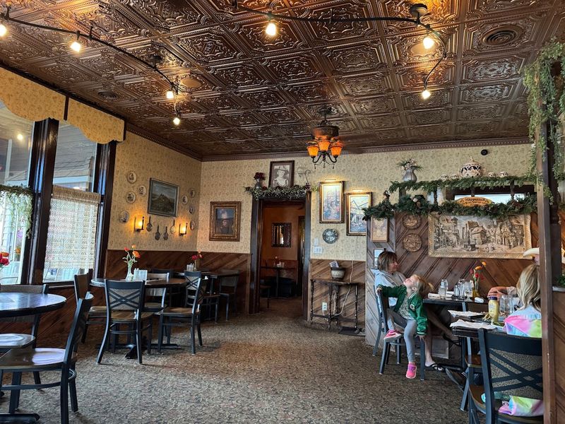 Community Events And Special Offers At Steakhouses