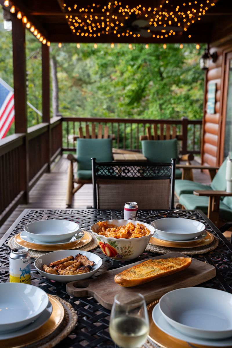 Good Food And Good Company, That's Mississippi In Two Words