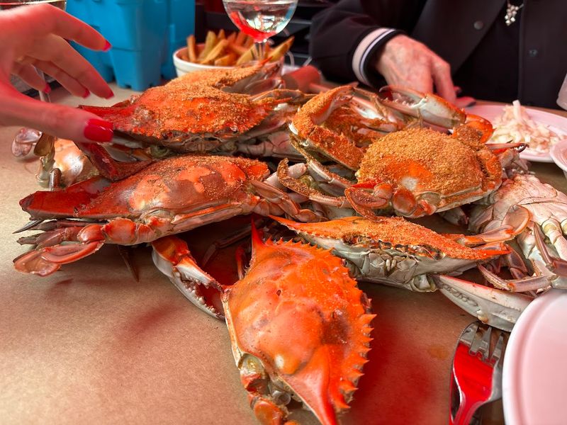 Plan Your Visit To Claws Seafood House