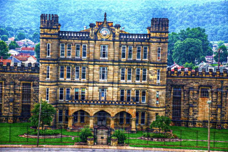 Moundsville