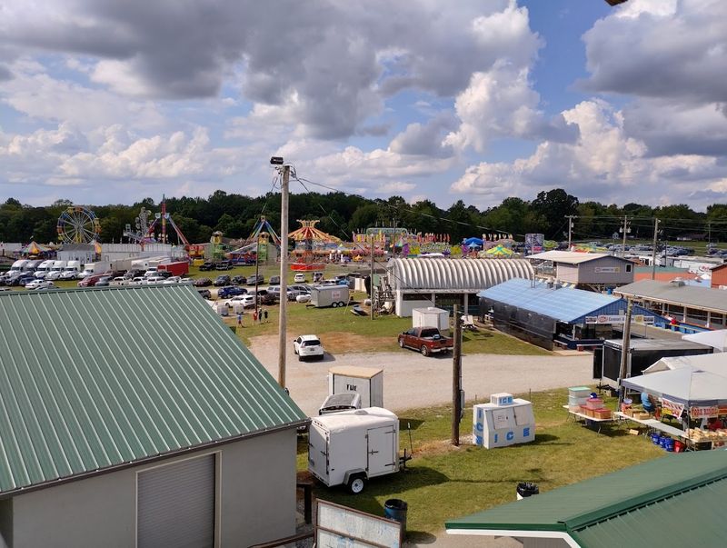Harmonies Echoing Across The Fairgrounds