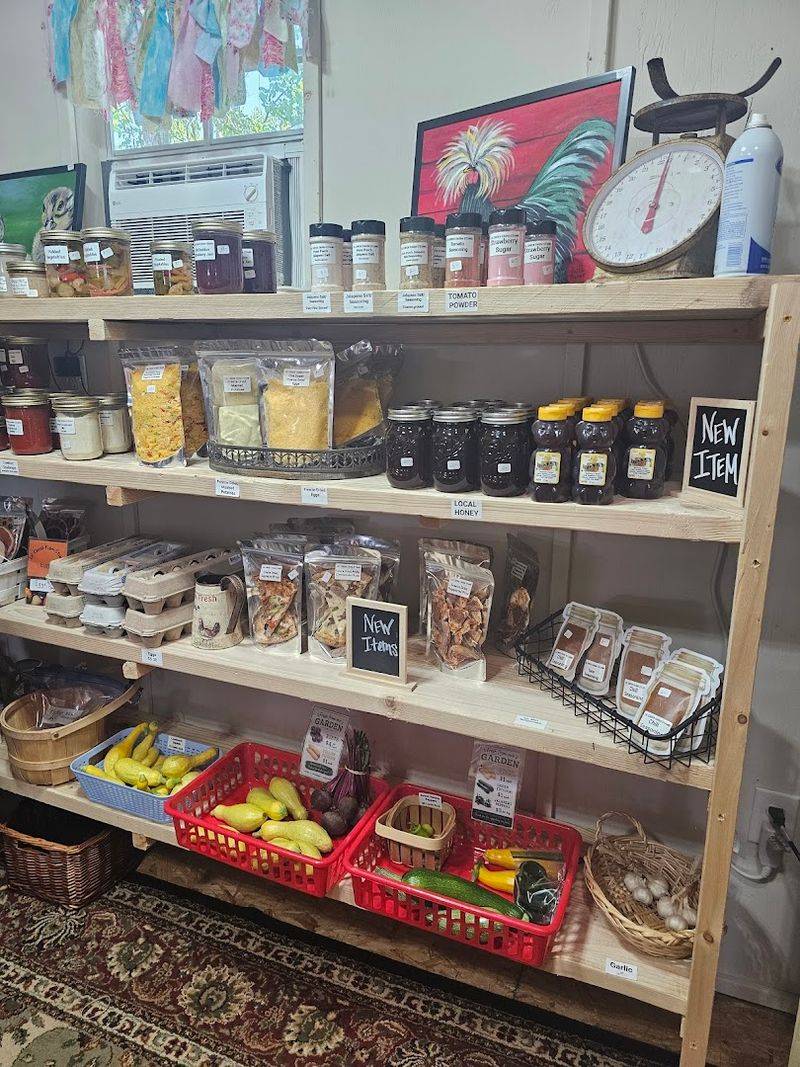 Lil Creek Farm Stand